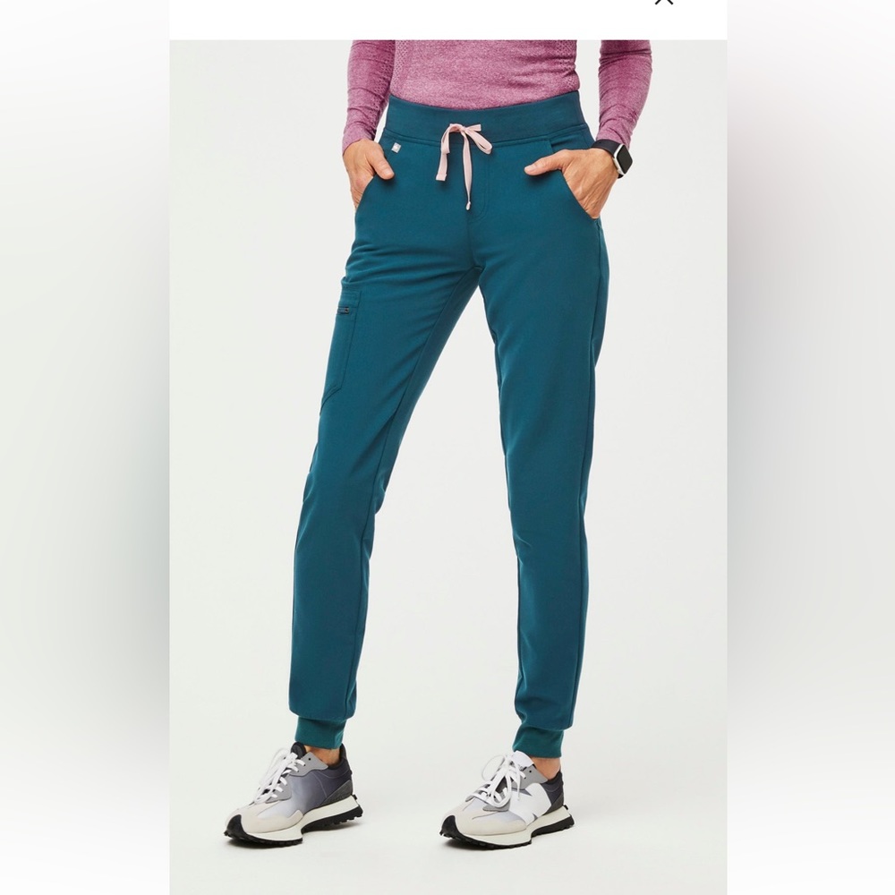 Figs Carribean Blue Zamora joggers - medium petite